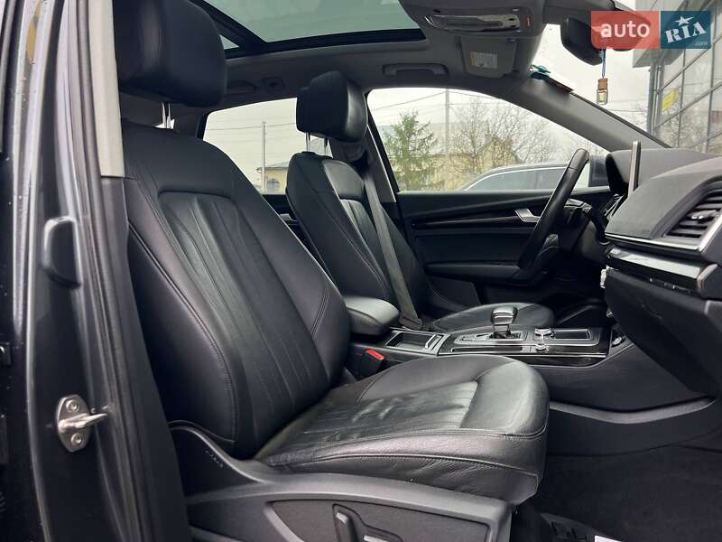 Внедорожник / Кроссовер Audi Q5 2018 в Ивано-Франковске