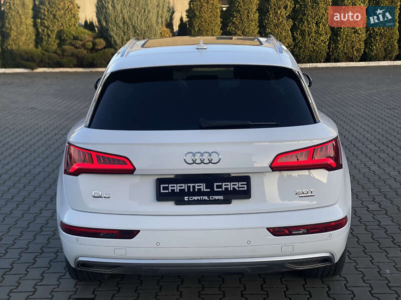 Внедорожник / Кроссовер Audi Q5 2018 в Луцке