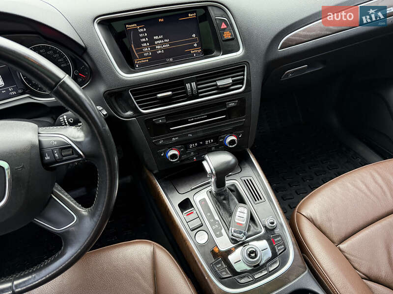 Внедорожник / Кроссовер Audi Q5 2017 в Луцке