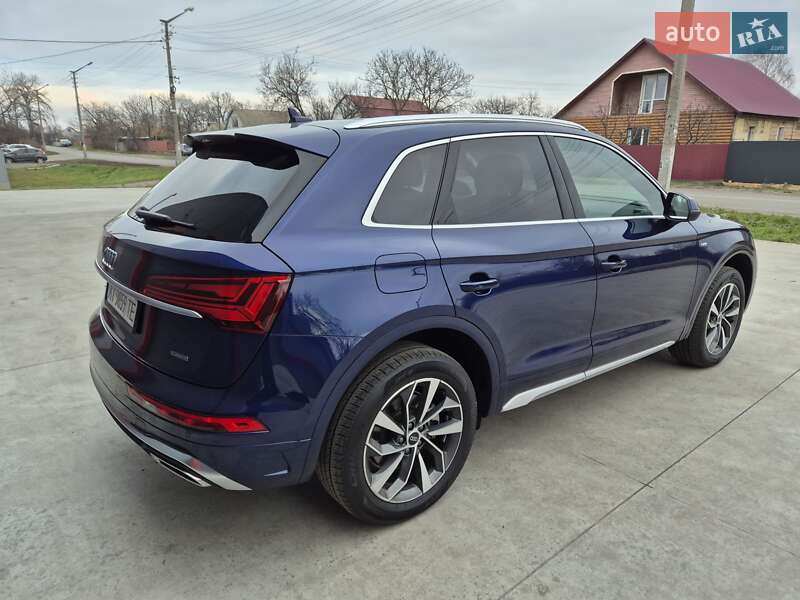 Внедорожник / Кроссовер Audi Q5 2023 в Барышевке