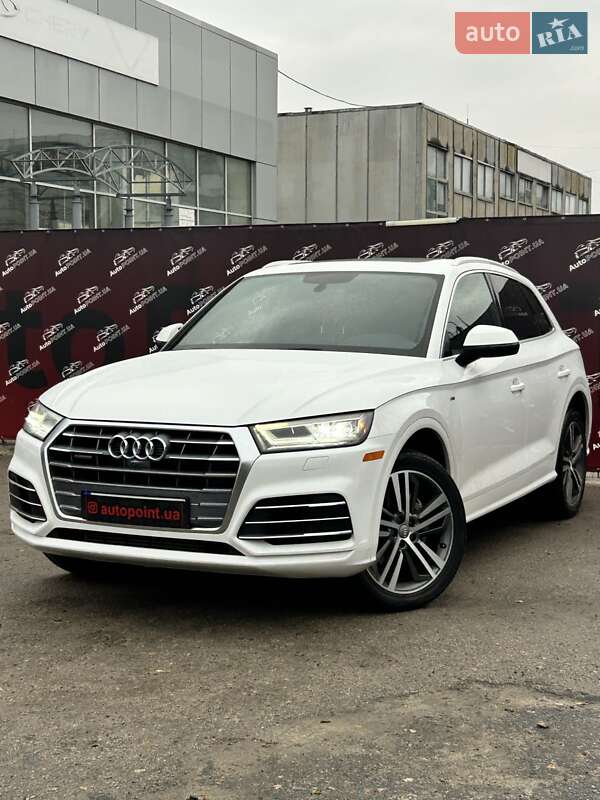 Внедорожник / Кроссовер Audi Q5 2017 в Сумах