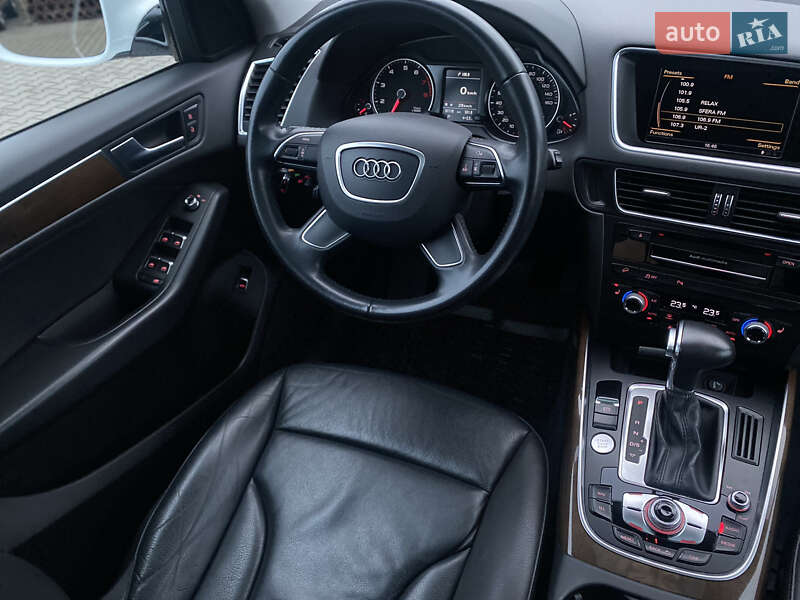 Внедорожник / Кроссовер Audi Q5 2016 в Луцке