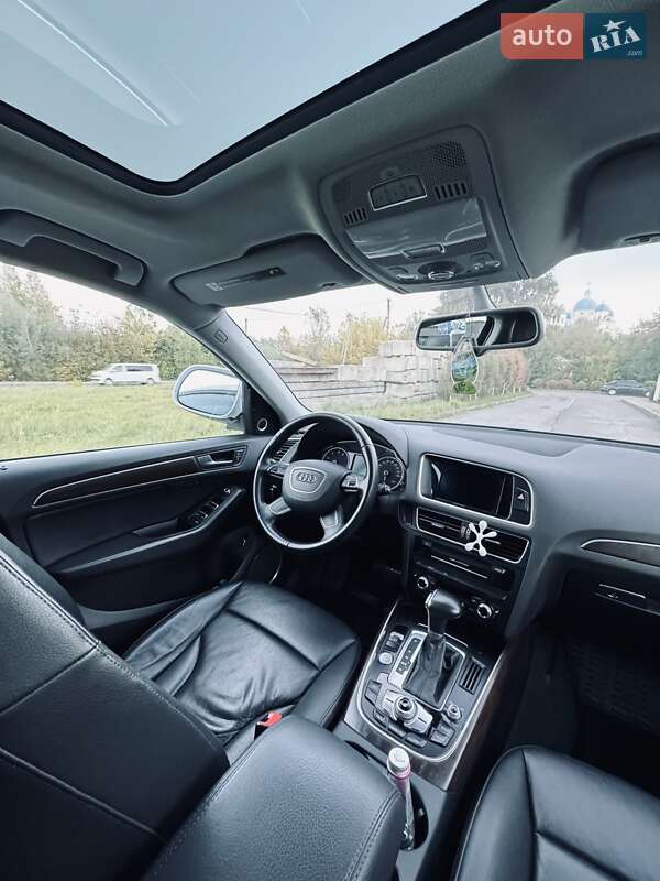 Позашляховик / Кросовер Audi Q5 2014 в Шептицькому