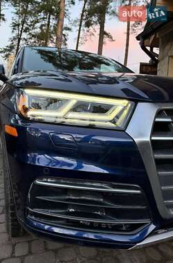 Внедорожник / Кроссовер Audi Q5 2017 в Львове