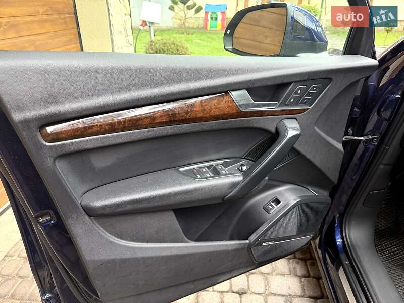 Внедорожник / Кроссовер Audi Q5 2017 в Львове фото 16 Внедорожник / Кроссовер Audi Q5 2017 в Львове