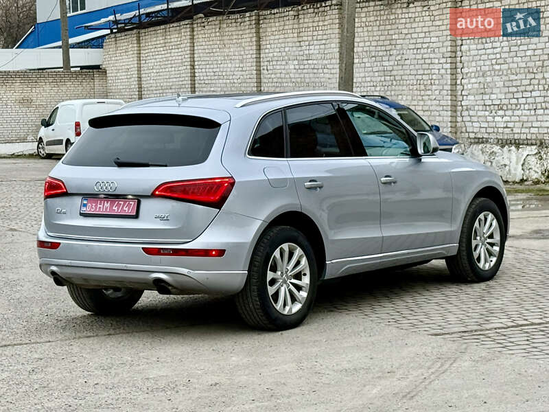 Внедорожник / Кроссовер Audi Q5 2015 в Ровно