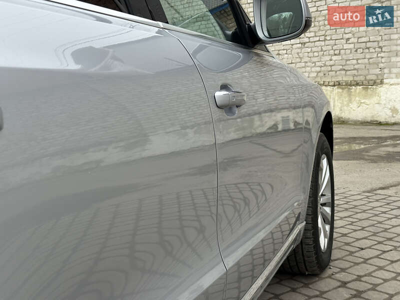 Внедорожник / Кроссовер Audi Q5 2015 в Ровно