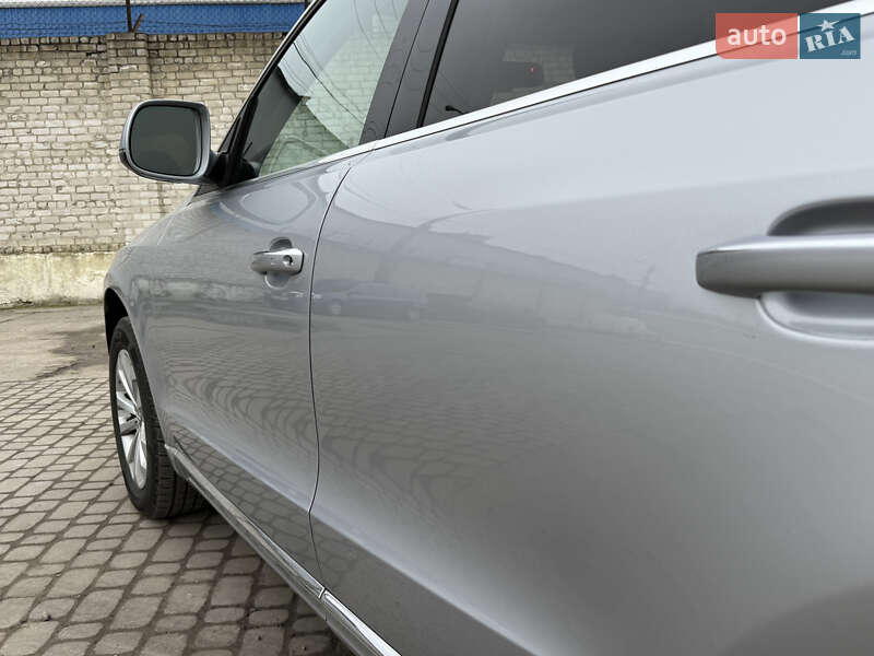 Внедорожник / Кроссовер Audi Q5 2015 в Ровно