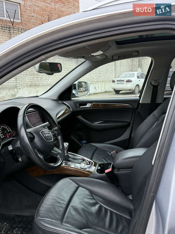 Внедорожник / Кроссовер Audi Q5 2015 в Ровно