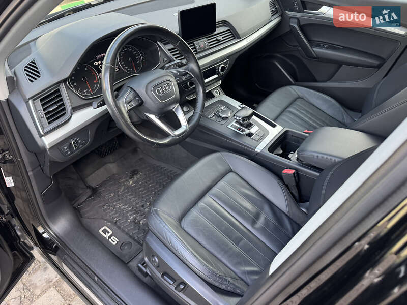 Внедорожник / Кроссовер Audi Q5 2017 в Ковеле фото 28 Внедорожник / Кроссовер Audi Q5 2017 в Ковеле