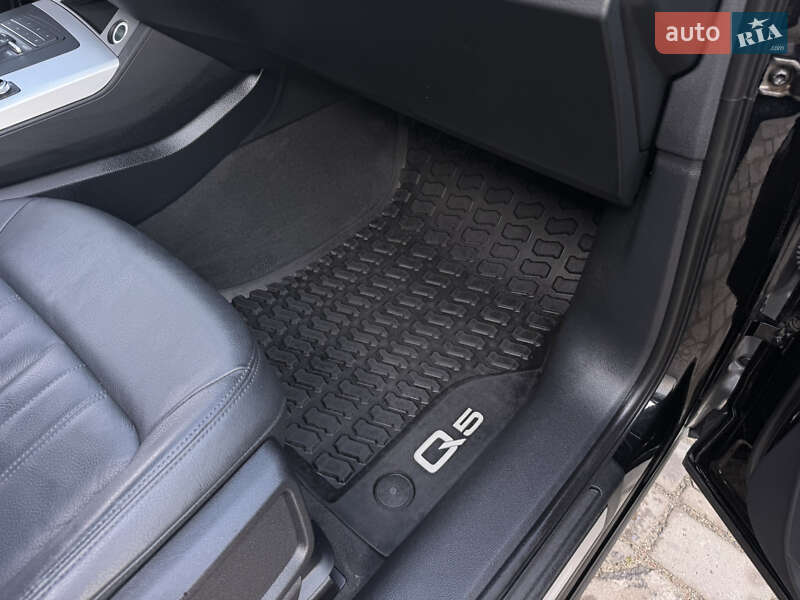 Внедорожник / Кроссовер Audi Q5 2017 в Ковеле фото 42 Внедорожник / Кроссовер Audi Q5 2017 в Ковеле