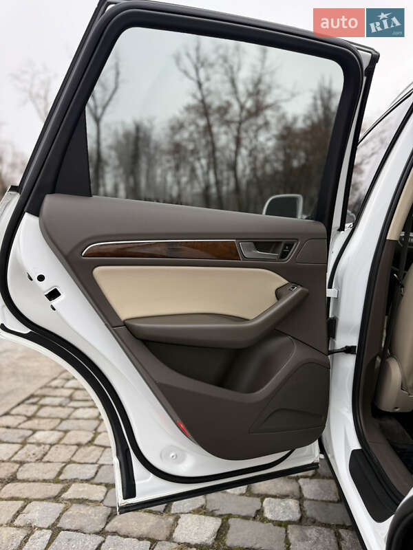 Внедорожник / Кроссовер Audi Q5 2015 в Киеве фото 43 Внедорожник / Кроссовер Audi Q5 2015 в Киеве