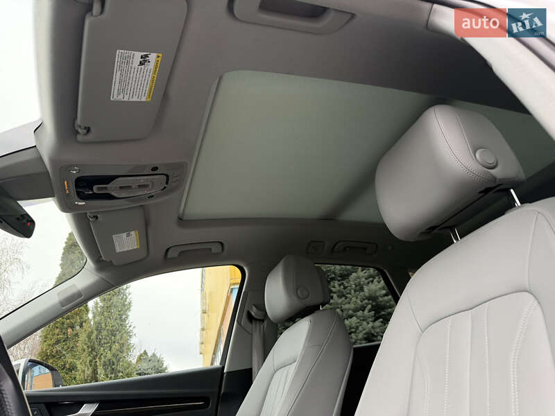 Внедорожник / Кроссовер Audi Q5 2018 в Харькове