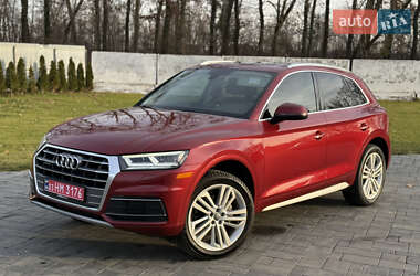Позашляховик / Кросовер Audi Q5 2018 в Луцьку