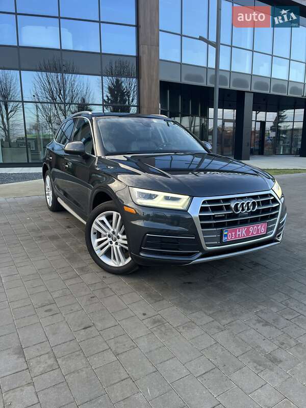 Внедорожник / Кроссовер Audi Q5 2017 в Луцке