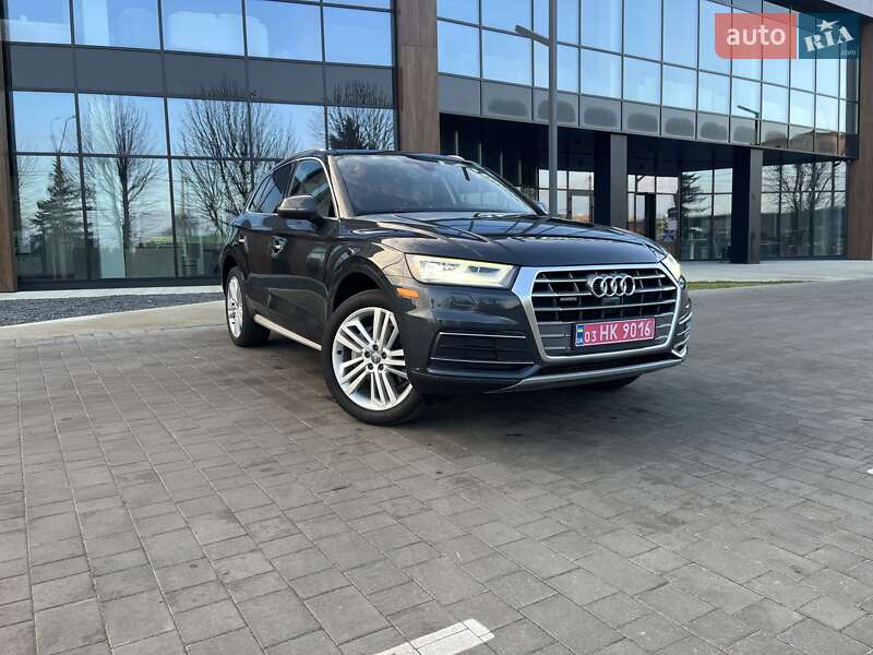 Внедорожник / Кроссовер Audi Q5 2017 в Луцке