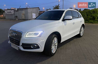Позашляховик / Кросовер Audi Q5 2016 в Києві