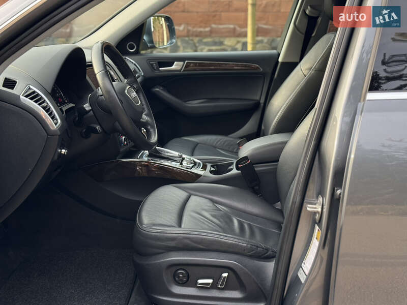 Внедорожник / Кроссовер Audi Q5 2014 в Ровно