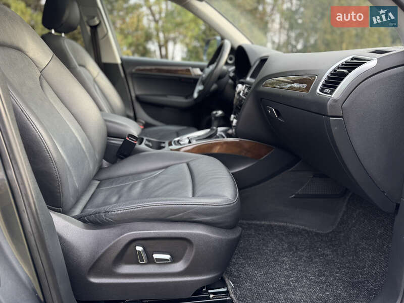 Внедорожник / Кроссовер Audi Q5 2014 в Ровно