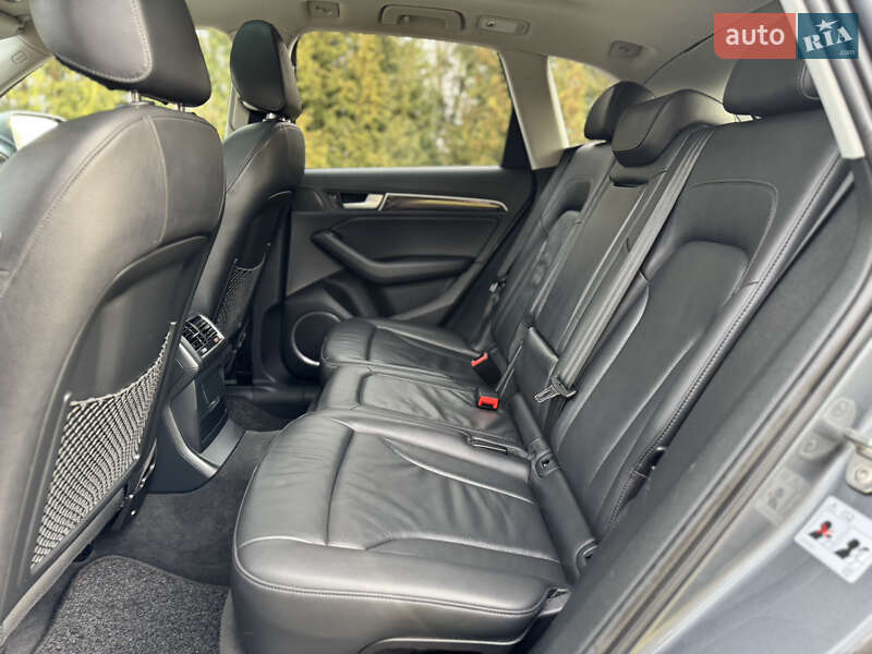 Внедорожник / Кроссовер Audi Q5 2014 в Ровно