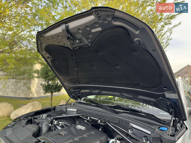 Внедорожник / Кроссовер Audi Q5 2014 в Ровно