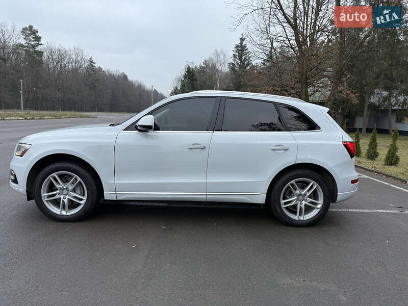 Внедорожник / Кроссовер Audi Q5 2015 в Киеве