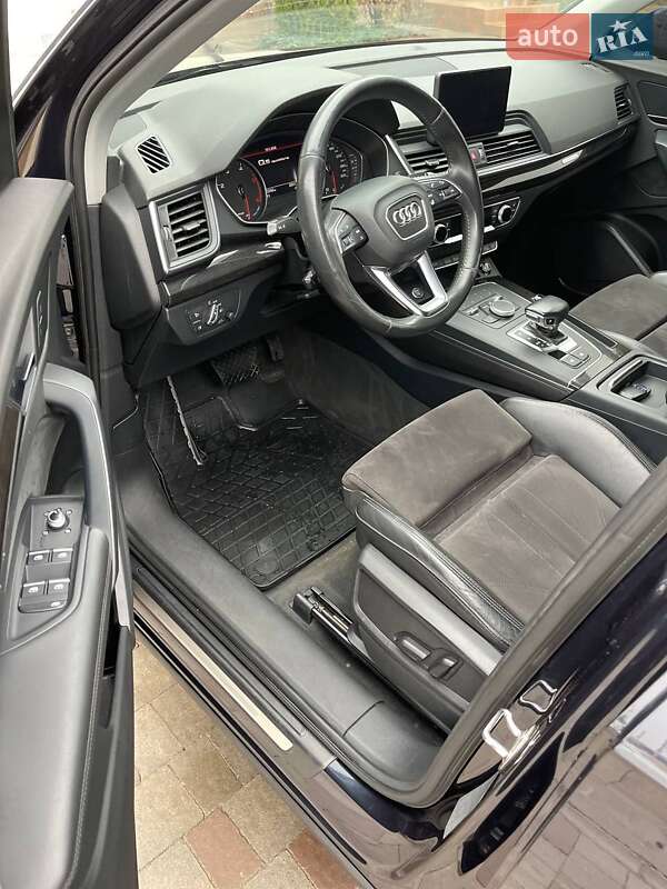 Внедорожник / Кроссовер Audi Q5 2018 в Харькове