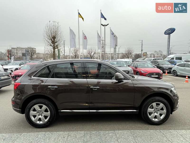 Внедорожник / Кроссовер Audi Q5 2014 в Киеве