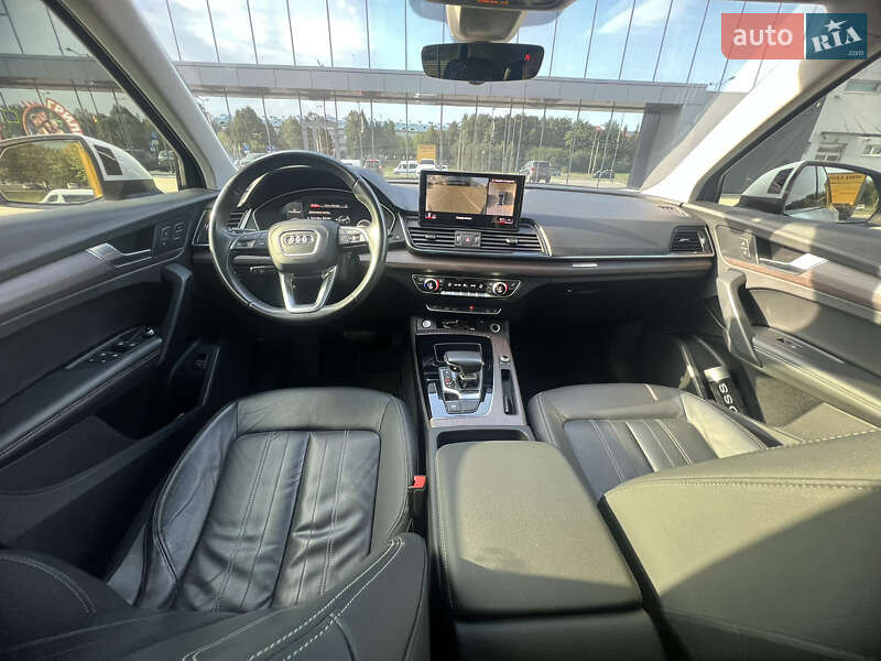 Внедорожник / Кроссовер Audi Q5 2020 в Львове