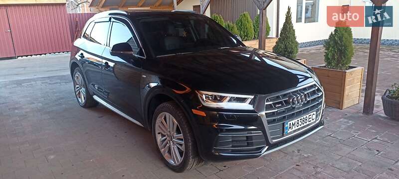 Внедорожник / Кроссовер Audi Q5 2018 в Житомире