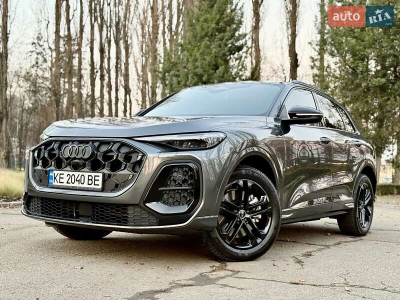 Внедорожник / Кроссовер Audi Q5 2025 в Киеве