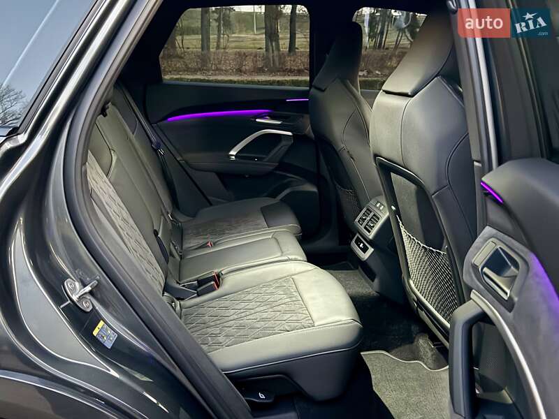Внедорожник / Кроссовер Audi Q5 2025 в Киеве