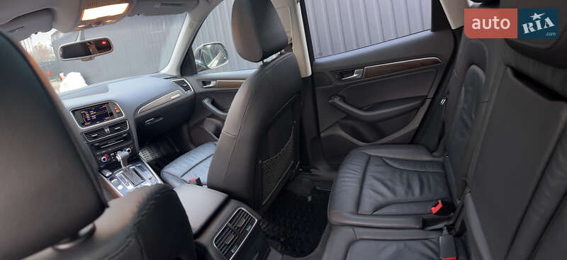 Внедорожник / Кроссовер Audi Q5 2015 в Ирпене