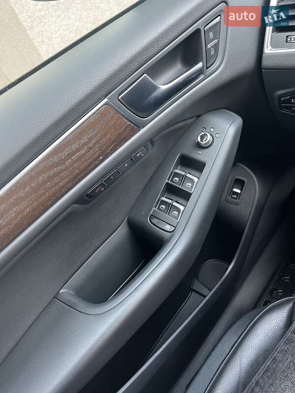 Внедорожник / Кроссовер Audi Q5 2015 в Ирпене