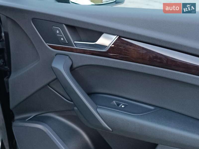 Внедорожник / Кроссовер Audi Q5 2018 в Львове