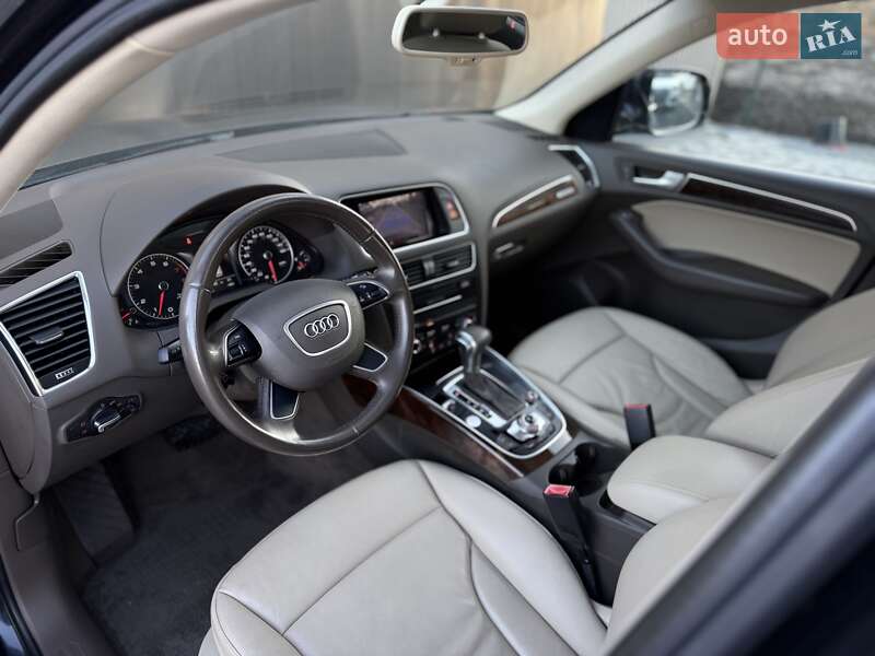 Внедорожник / Кроссовер Audi Q5 2015 в Львове
