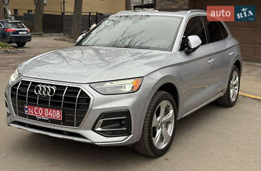 Позашляховик / Кросовер Audi Q5 2021 в Києві