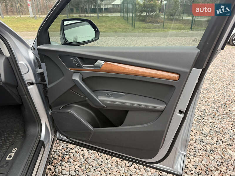 Внедорожник / Кроссовер Audi Q5 2021 в Киеве фото 15 Внедорожник / Кроссовер Audi Q5 2021 в Киеве