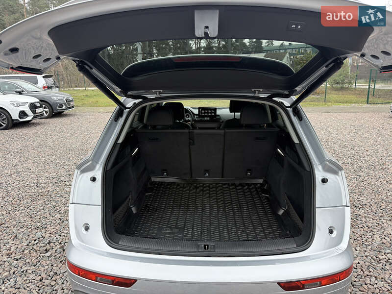 Внедорожник / Кроссовер Audi Q5 2021 в Киеве фото 19 Внедорожник / Кроссовер Audi Q5 2021 в Киеве