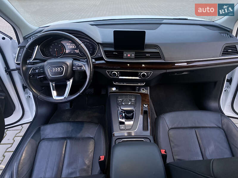 Внедорожник / Кроссовер Audi Q5 2019 в Луцке