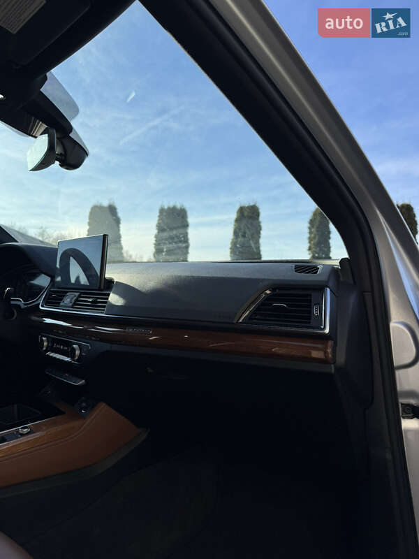 Внедорожник / Кроссовер Audi Q5 2022 в Львове