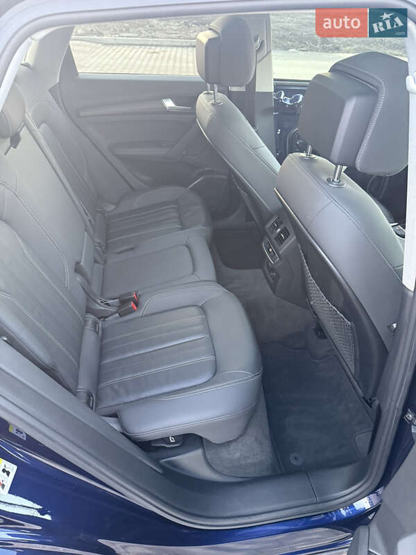 Внедорожник / Кроссовер Audi Q5 2021 в Львове