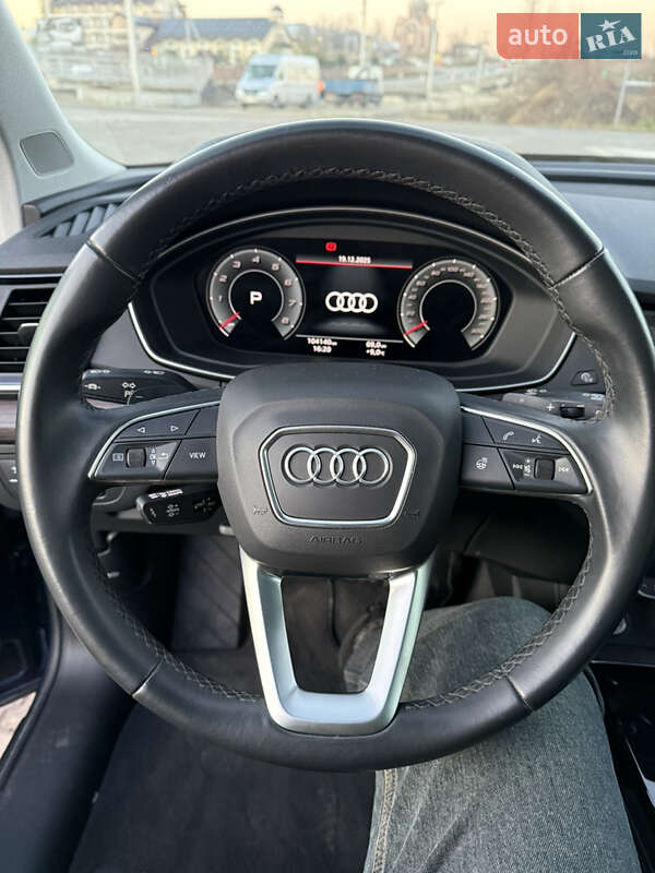 Внедорожник / Кроссовер Audi Q5 2021 в Львове