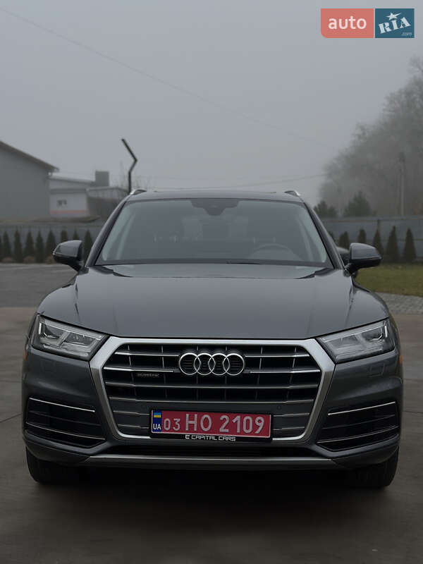 Внедорожник / Кроссовер Audi Q5 2017 в Луцке