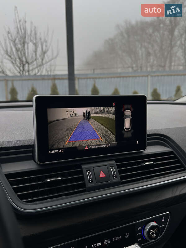 Внедорожник / Кроссовер Audi Q5 2017 в Луцке