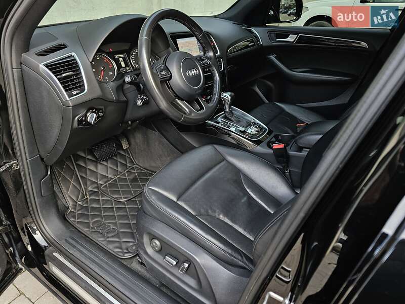 Внедорожник / Кроссовер Audi Q5 2015 в Киеве