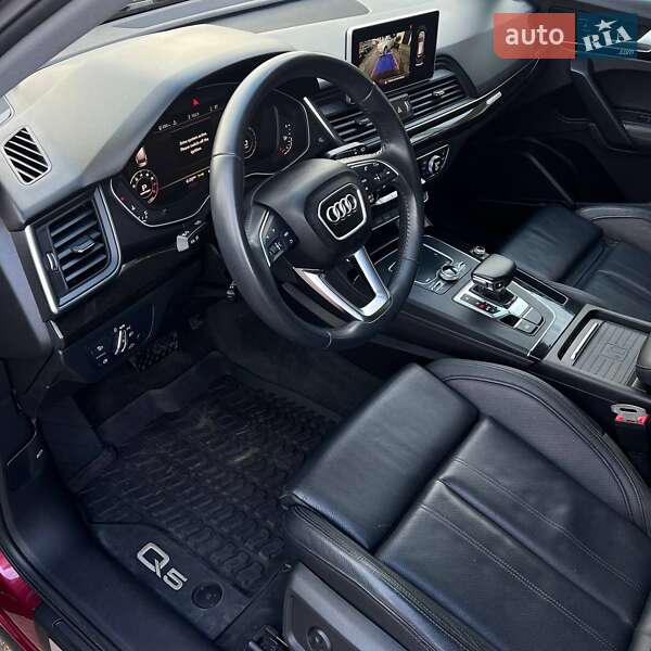 Внедорожник / Кроссовер Audi Q5 2019 в Чернигове