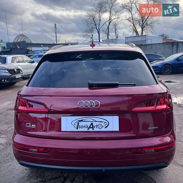 Внедорожник / Кроссовер Audi Q5 2019 в Чернигове
