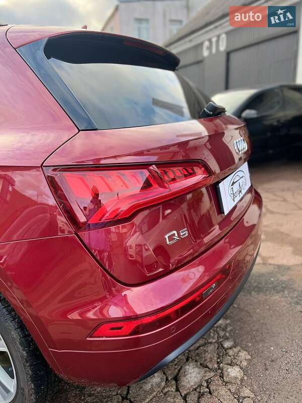 Внедорожник / Кроссовер Audi Q5 2019 в Чернигове