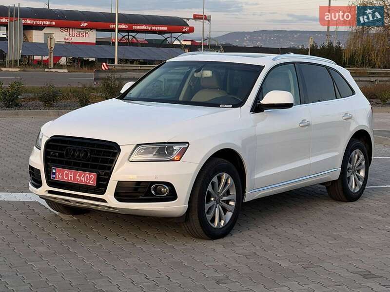 Внедорожник / Кроссовер Audi Q5 2015 в Ужгороде
